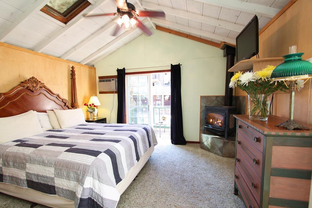 The Woods Hotel - Gay Lgbtq Cabins Guerneville Ruang foto