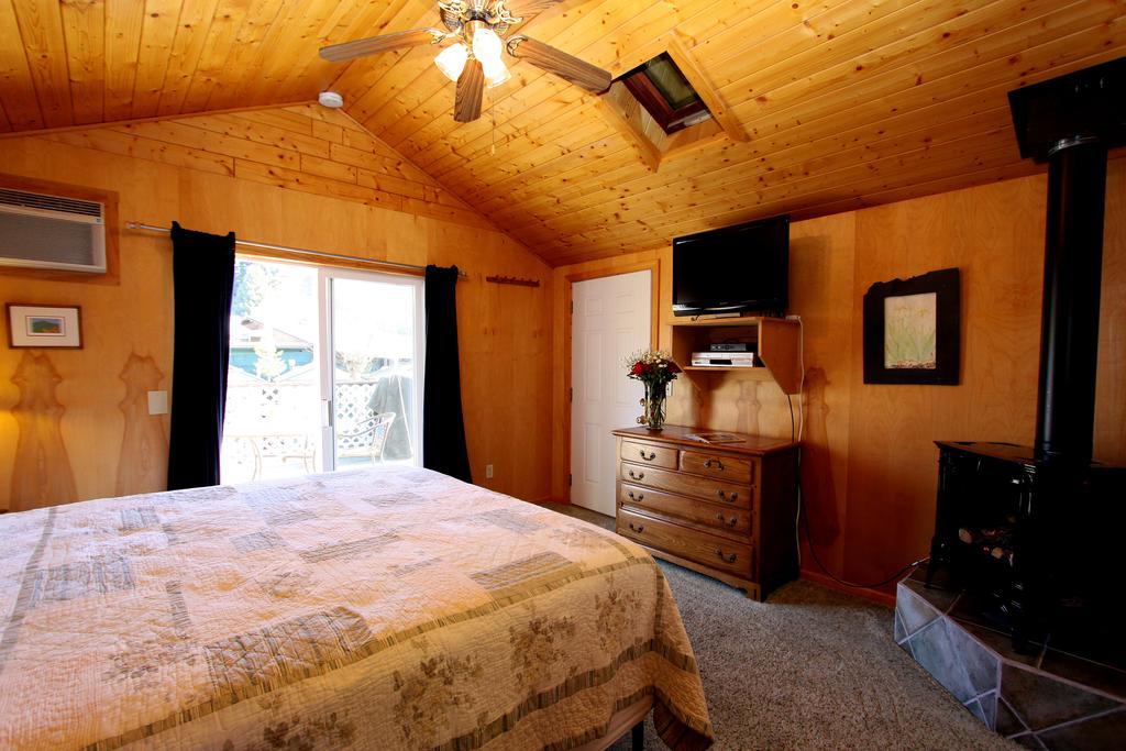The Woods Hotel - Gay Lgbtq Cabins Guerneville Ruang foto