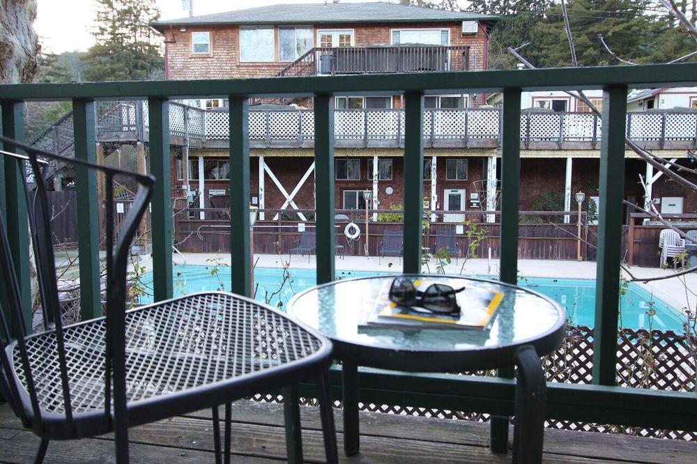 The Woods Hotel - Gay Lgbtq Cabins Guerneville Bagian luar foto