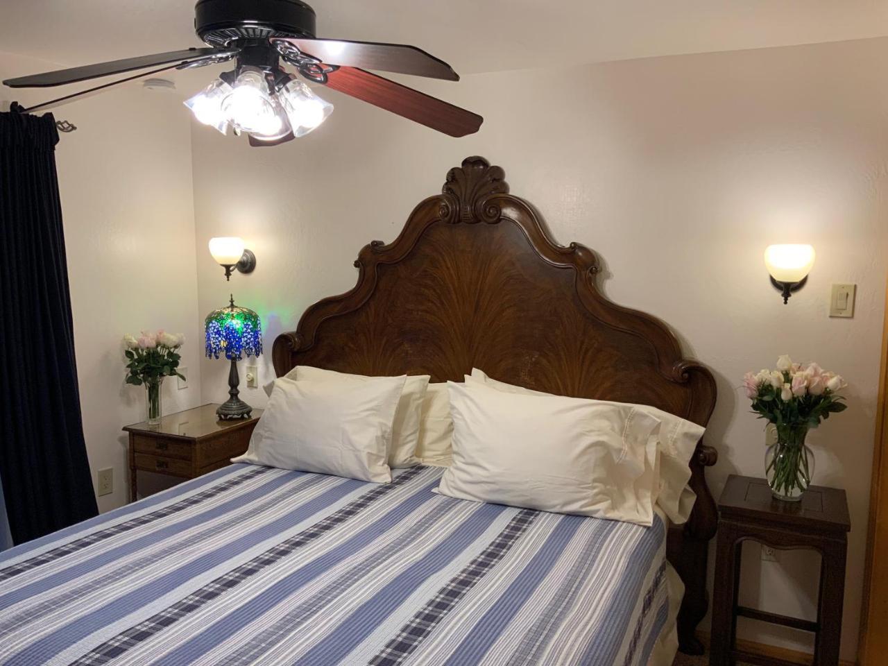 The Woods Hotel - Gay Lgbtq Cabins Guerneville Bagian luar foto